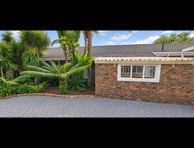 4 BEDROOM HOUSE FOR SALE IN ROOIHUISKRAAL